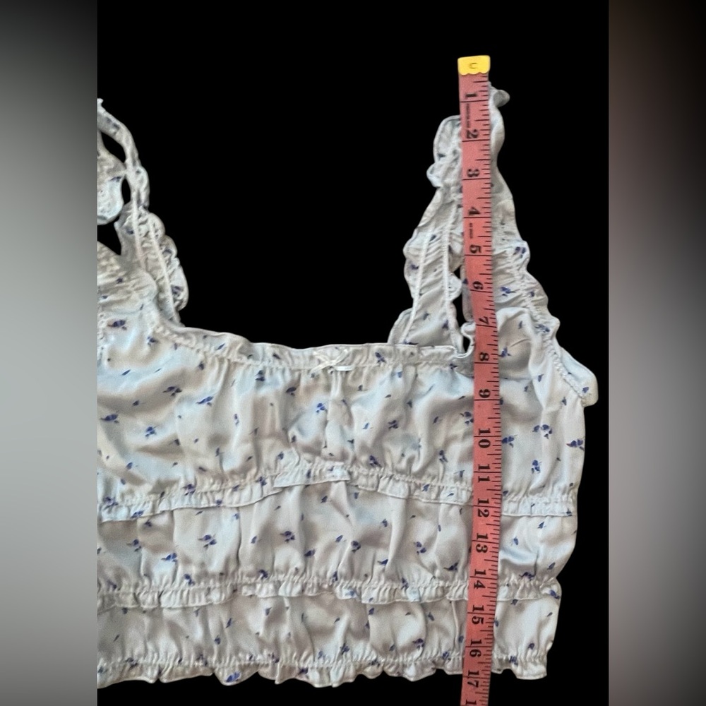 Zara Floral Ruffle White Crop Top - Picture 3 of 7